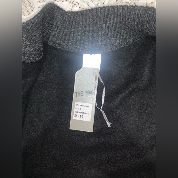 Sweater - Picture 3 of 3